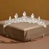 Conjunto de Joias Colar Brincos Coroa Casamento Três Peças Vestido de Casamento Jantar Acessórios Colar de Noiva Atacado