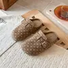 Sandálias casuais femininas estilo coreano com fivela e bolinhas, estilo Birkenstock de calçar, para uso ao ar livre, nova coleção primavera/outono 2026, rasteirinhas de sola macia