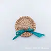 Colgante de Sombrero de Paja Tejido a Crochet con Rafia, Decoración Estilo Vacaciones, Accesorios DIY Estilo Coreano para Ropa y Bolsos, Venta al por Mayor de Accesorios y Componentes