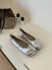 Zapatos planos de moda para mujer con punta fina y separación en los dedos, colección otoño 2026, zapatos planos slip-on de piel suave, zapatos casuales de piel