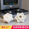 Fabricante de origen Tuerca hexagonal de plástico blanco M6 de 32 mm Tuerca de tornillo manual con cabeza de plástico Tuerca con cabeza de plástico