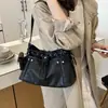 2026 Nueva Bolsa de Nube Estilo Coreano para Mujer, Bolso de Hombro Cruzado Plegado de Cuero Suave, Bolso de Viaje, Bolso Cubo de Moda de Nicho