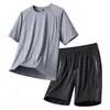 Traje de Verão de Seda Gelada de Secagem Rápida com Manga Curta para Homem Conjunto de Duas Peças Camiseta Shorts de Manga Curta Traje Esportivo Casual Tamanho Grande