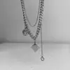 Cadena para clavícula apilada de doble capa con sonrisa oscura collar de salto disco personalizado colgante de smiley de viento frío múltiple