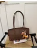 Bolso cruzado de alta gama para debajo del brazo para mujer 2026 Nuevo Bolso de hombro individual de moda casual Bolso para el trabajo y el commute Bolso versátil de mano