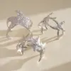 Pulseira Aberta Estrela do Mar Metalizada Plissada Transfronteiriça Europeia e Americana, Pulseira Exquisita da Moda Metálica, Joia Personalizada de Alto Padrão