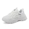 Sapato Feminino Branco com Estampa de Grou Novo Estilo Sola Grossa Sapato de Pai Feminino Novo para Corrida Casual Respirável Versátil Superfície em Malha Tênis Esportivo Confortável