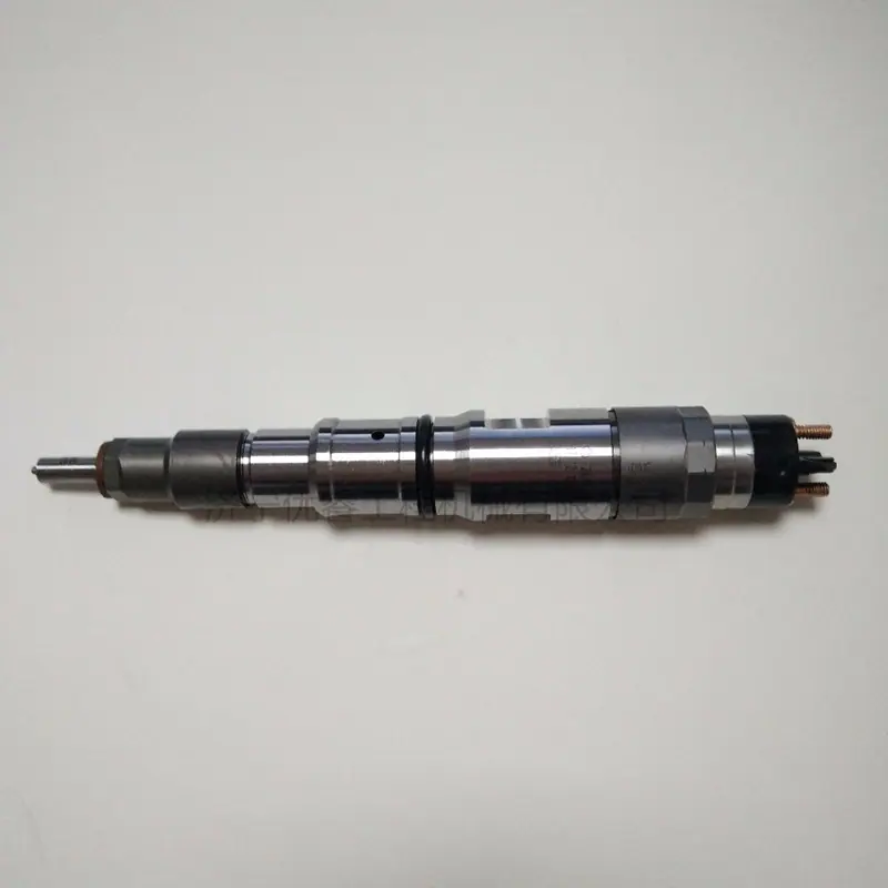 适用于大宇斗山DX340博世柴油喷油器0445120040