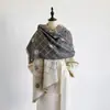 Bufanda con estampado bonito, cálida y de invierno, de cachemira con diseño de gato, para mujer, de doble uso.