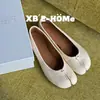 Versión de piel de oveja~Zapatos de ballet de dedo partido vintage tipo pezuña de cerdo para mujer, nuevos zapatos casuales de resbalón finos para primavera y otoño
