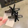 Pinza para el Cabello con Lazo de Pedrería de Lujo Ligero y Alta Gama, Pinza Lateral para Flequillo para Mujer, Pinza de Pato Simple y Versátil para Mujer