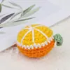 Presente DIY para o Dia dos Namorados e Dia do Professor: Pingente de Buquê para Chaveiro Feito à Mão com Rosas, Pêssegos e Caquis Finalizados
