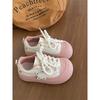 Zapatos Blancos de Suela Gruesa de Explosión Todo-partido para Mujer 2023 Nuevo Verano Ligeros de Caña Baja Deportivos Explosiones Famosas de Celebridades del Internet Zapatos de Tabla