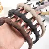 Faixa de Cabelo Nova Estilo Alta com Dentes, Antiderrapante, Espessada, Felpuda, Envolvida em Tecido, Cor Sólida, Acessório de Cabelo para Lavar o Rosto