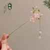 Grampo de cabelo de flor de magnólia, grampo de cabelo de estilo antigo, acessório de cabelo Hanfu, acessório de cabelo de cheongsam para mulheres, grampo de metal com pérola e franja, grampo de cabelo de jade