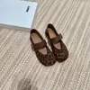Nuevos zapatos de mujer estilo francés 20206 zapatos Mary Jane con estampado de leopardo retro, planos, bajos, transpirables, cómodos mocasines