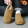 Zapatos de Algodón sin Cordones 2025 Nuevos Zapatos para Hombre Invierno Forrados de Felpa Engrosados Zapatos tipo Birkenstock Cálidos y Versátiles Tendencia