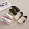 Zapatos Forrest Gump para niños, nuevos zapatos deportivos estilo coreano para niños primavera/otoño 2026, zapatillas para correr, zapatos para caminar de bebé, modernos al por mayor