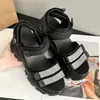 Sandálias de plataforma com salto plataforma e bico de peixe, sola grossa, sapatos da moda, sandálias de strass, novas para verão feminino, aumento de altura de 10 cm, sapatos casuais esportivos