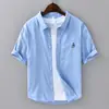 Camisa de manga curta de algodão masculina de verão Bordado de urso simples Camisa de gola pequena masculina casual na moda C08