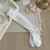 Meias 3/4 Estilo Ballet para Mulheres, Meias Acolchoadas com Recortes, Meias Felpudas Série Miu, Meias 3/4 de Renda, Meias 100% Algodão Femininas