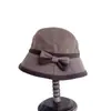 Chapéu de Pescador Fashion Color Block com Laço Estilo Coreano para Mulheres, Chapéu Bucket Elegante Versátil para Outono, Chapéu de Tecido Quente e Resistente ao Frio Tendência