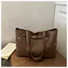 2026 Bolsa Tote Jeans Sintético Pesponto Contrastante Feminina Fivela de Couro Alça Larga Grande Capacidade Pasta para o Dia a Dia Estudante Aula Simples