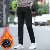 Loja de outlet de comércio exterior calças casuais cropped masculinas primavera-verão para pessoas de baixa estatura, calças retas slim fit ligeiramente afuniladas, calças longas finas, calças masculinas de 9 pontos