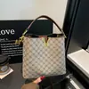2026 Bolso Cubo Nuevo Bolso de Mujer Verano Patrón Antiguo Gama Alta para Viajes Diarios Bolso de Hombro Único Bolso Cruzado Bolso de Mano Mujer Transfronterizo