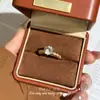 Moderna de Estilo Vintage, Gama Alta, Única, Exquisita, Versátil, de Nicho, Elegante, Personalizada, Lujosa, Color Dorado, Anillo de Mariposa con Diamantes Brillantes