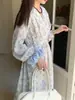 [Oufan] Vestido Floral de Atmósfera Romántica para Mujer, Nuevo Estilo Otoño, Cintura con Cordón, Vestido Largo de Cuello en V 2056