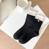 Zhuji meias femininas outono e inverno nova bolha Luo Kou amor bordado tubo meias femininas JK preto e branco cinza tendência pilha meias