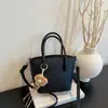 Bolso moderno y elegante para mujer, nueva colección 2026, bolso de hombro moderno y minimalista, versátil para el uso diario, elegante bolso cruzado