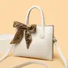 Bolso de moda coreana para mujer, bolso tote casual para mujer, nuevo modelo 2026, bolso de gran capacidad para el trabajo y los desplazamientos, bolso de hombro cruzado para mujer