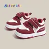 Zapatos Nuevos de Algodón para Bebé de Invierno, Zapatos para Niña Pequeña, Zapatos Deportivos Impermeables de Cuero y Terciopelo para Niños de 1 a 3 Años