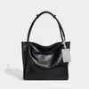 Diseño de Nicho Versátil Negro Bolso Tote de Gran Capacidad para Mujer Nuevo Otoño e Invierno 2026 Bolso de Hombro para Viajar Bolso Grande Debajo del Brazo