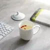Taza de porcelana de hueso blanca pura, adecuada para uso doméstico, con tapa para beber agua, y también para té en la oficina; taza de cerámica con asa y tapa