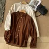 Camisa retro estilo francês de veludo cotelê com acabamento em renda e manga longa para mulheres, um top sofisticado e casual com mangas bufantes para outono e inverno