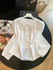 Camisa Feminina de Algodão e Linho para Início de Outono com Gola Redonda, Acabamento em Renda, Laço, Mangas Longas Bufantes, Blusa de Caimento Solto