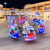 As Barracas do Mercado Noturno no Parque São uma Atração Popular, Apresentando Luzes Coloridas, Aviões Pequenos Giratórios e Cavalinhos Elétricos