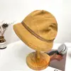 Sombrero de Pescador Japonés Retro Versátil para Mujer, Otoño e Invierno, Adelgazante, con Circunferencia de Cabeza Grande, Pana, Cálido, Protector de Orejas, Sombrero de Cubo