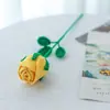 Temporada de Formatura Girassol Rosas de Crochê Buquê Teceido com Fio Dia dos Namorados Flores Artificiais Miosótis Tulipas Flores Falsas