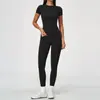 Ropa de Yoga Transfronteriza Europea y Americana Cepillada Alta Elasticidad Ajustada Manga Corta Control de Abdomen Elevación de Glúteos Ajustados Pantalones Largos Ropa de Yoga 8455