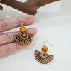 Pendientes de abanico hueco retro de estilo chino con aguja de plata, color marrón, diseño de nicho, de madera, estilo étnico.