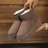 Botas de nieve gruesas forradas de felpa cálidas de talla grande para mujer de comercio exterior, nuevas botas cortas de suela gruesa para invierno 2026, zapatos de algodón para mujer en stock