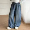 Pantalones vaqueros para niña, nueva colección primavera/otoño 2026, estilo casual y corte holgado, pantalones de pierna recta y ancha para otoño, con bordado en forma de corazón en los bolsillos traseros