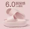 2025 Novos chinelos grossos de verão femininos EVA Slip-on Feeling Home chinelos antiderrapantes femininos elegantes e elevados para uso externo