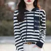 Novo Suéter de Malha Listrado de Algodão para Primavera e Outono para Mulheres, Suéter Solto Casual com Capuz, Blusa com Capuz Moderna e Juvenil