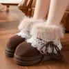 Botas de neve femininas de cano alto com salto coberto, novo modelo de inverno 2026, sapatos de algodão quentes antiderrapantes com forro de pelúcia para interior para mulheres, adequados para uso externo