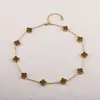 Acero de Titanio Cadena para Clavícula de 10 Pétalos Collar de Trébol de Cuatro Hojas de 10 Pétalos Horno 18K Colorfast Lujo Ligero Nicho Exclusivo Transfronterizo Suministro